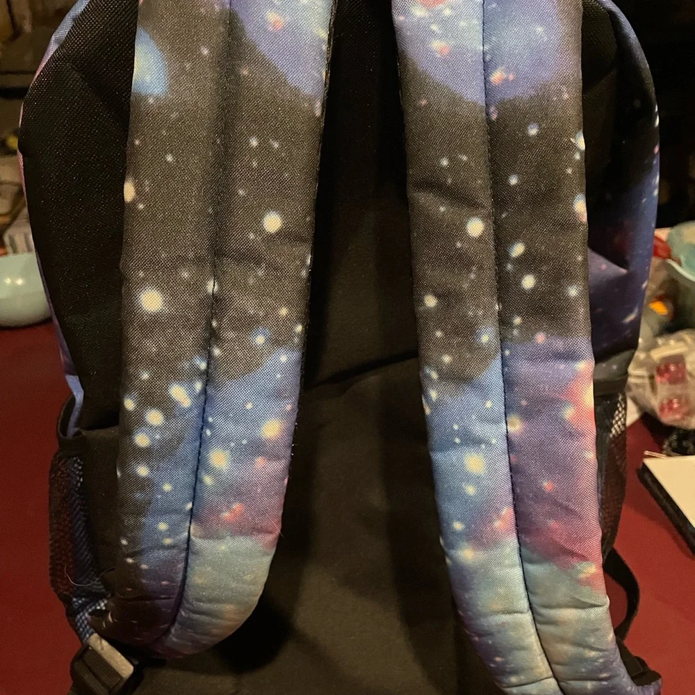 Back pack - Picture 5 of 6